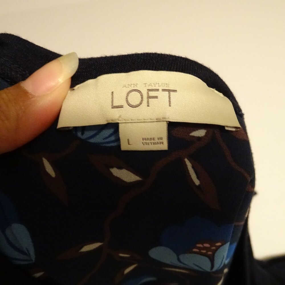 Ann Taylor Loft Women Blue Layered-Look Floral Long Sleeve Knit Top Size L - Picture 7 of 12